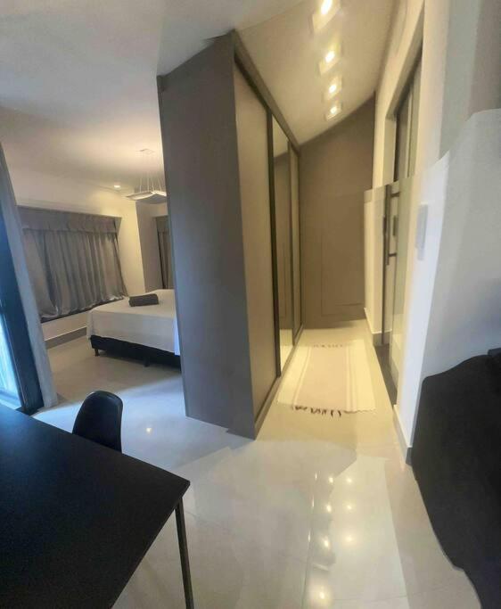 Loft Moderno E Hi- Tech Vertigo Apartment *